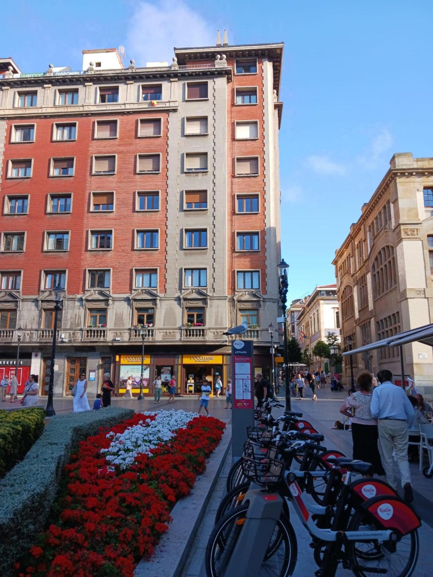 Bonito Piso En Gijon Centro Playa Apartment ภายนอก รูปภาพ